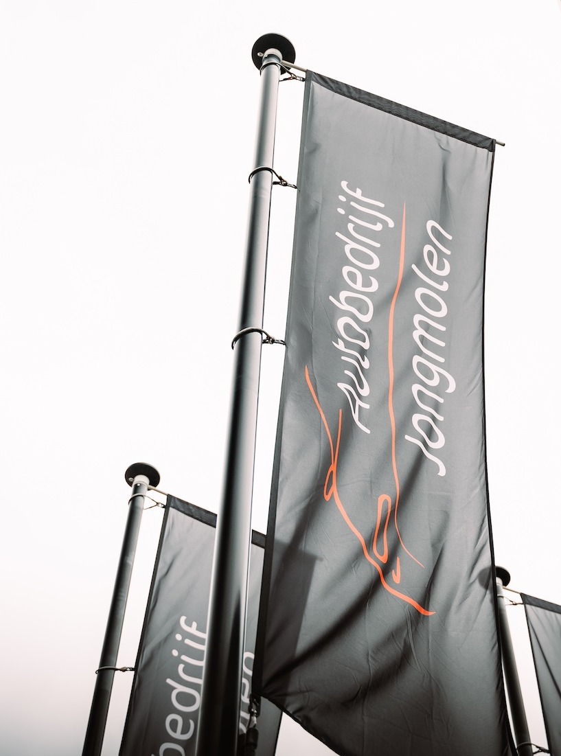 Banner Image 1